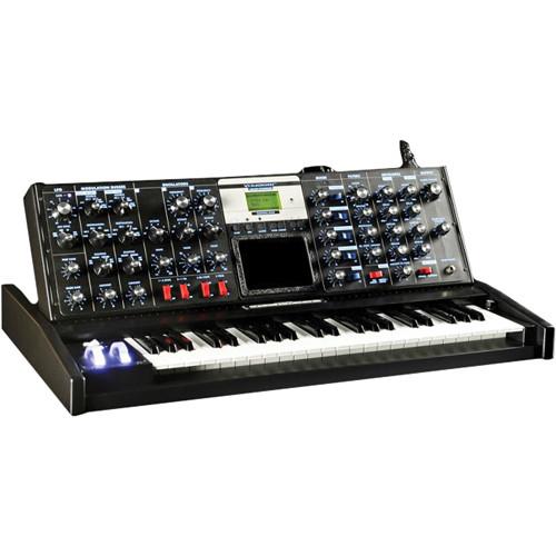 Moog Minimoog Voyager Monophonic Synthesizer MIN-01-0011