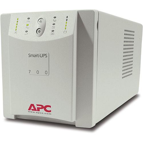 User Manual APC SU700X167 Smart-UPS Uninterruptible Power Supply.